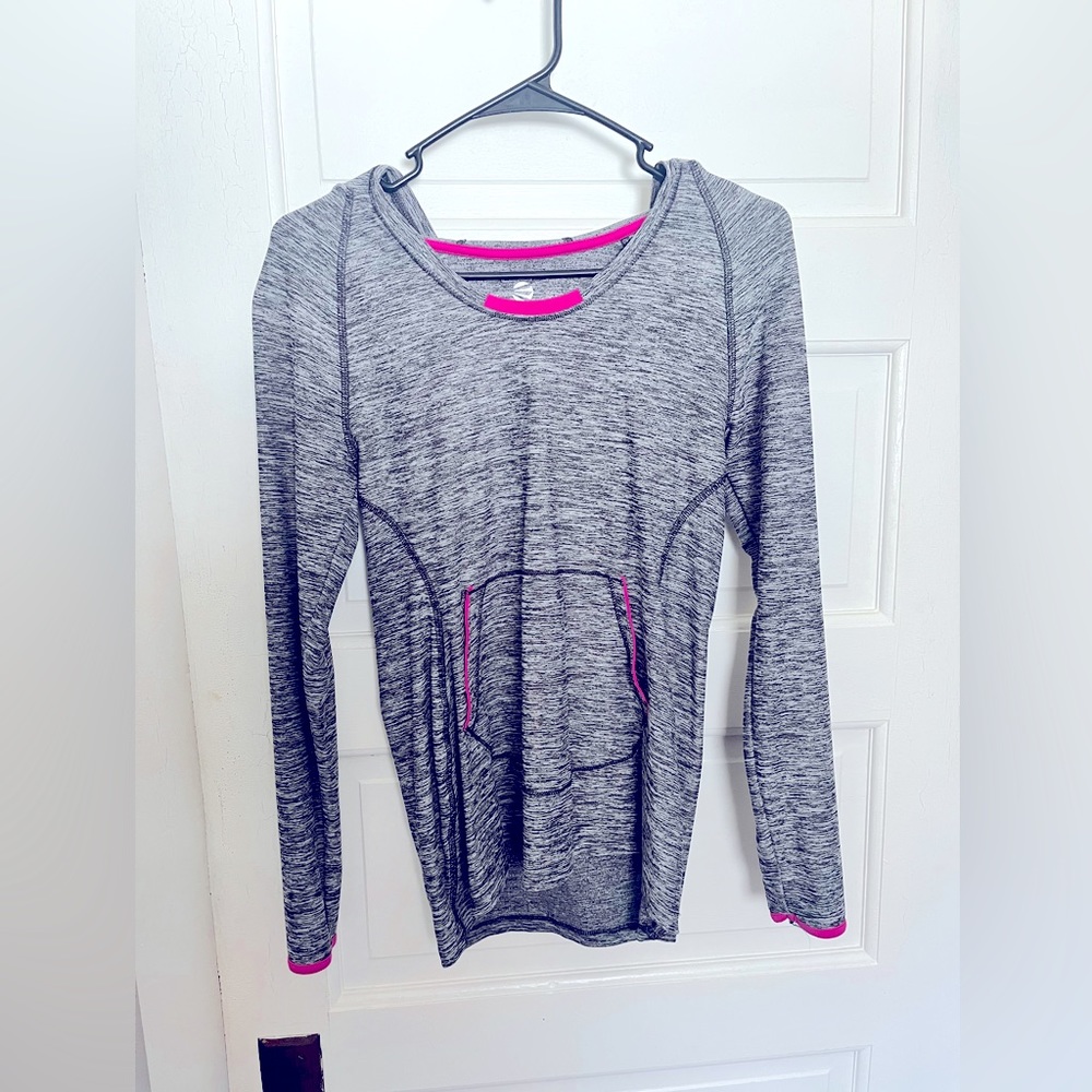 Impact stretch workout hoodie size small